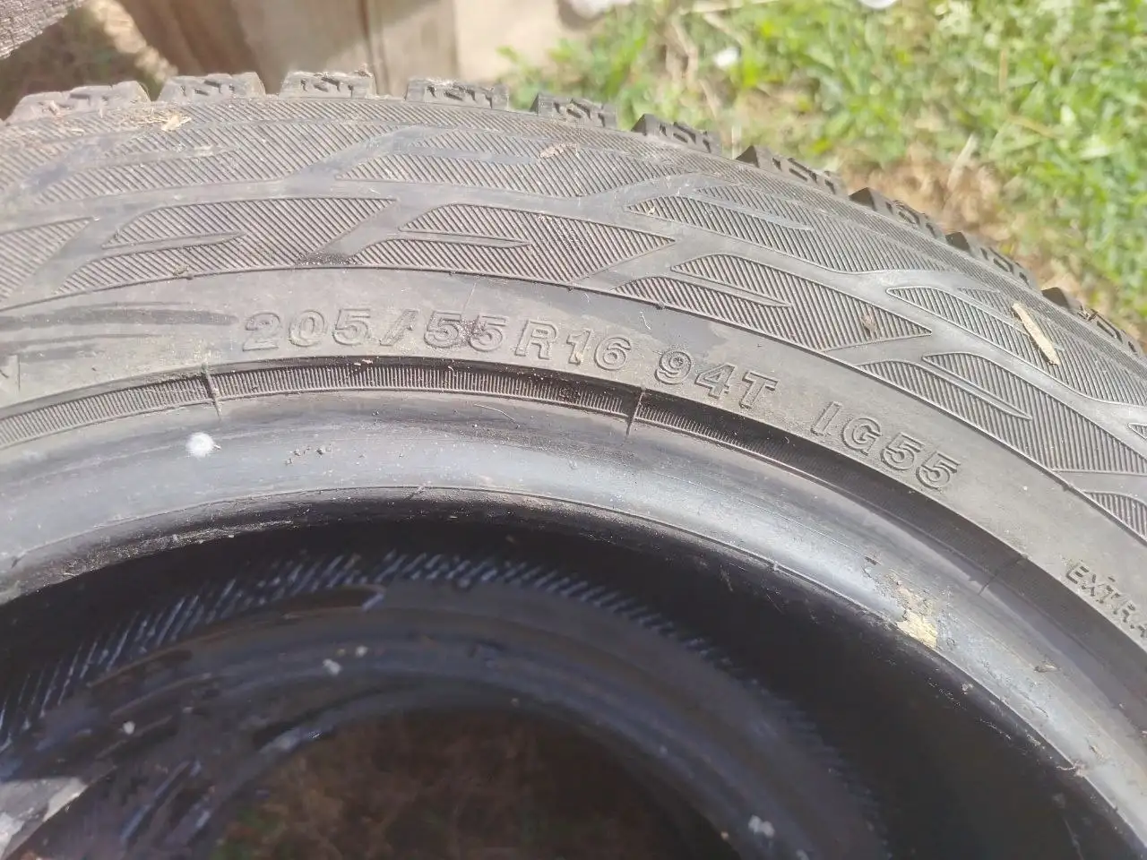 Продам зимнюю резину Yokohama 205/55R16 94T - Шины и диски (Авто) в Иркутск