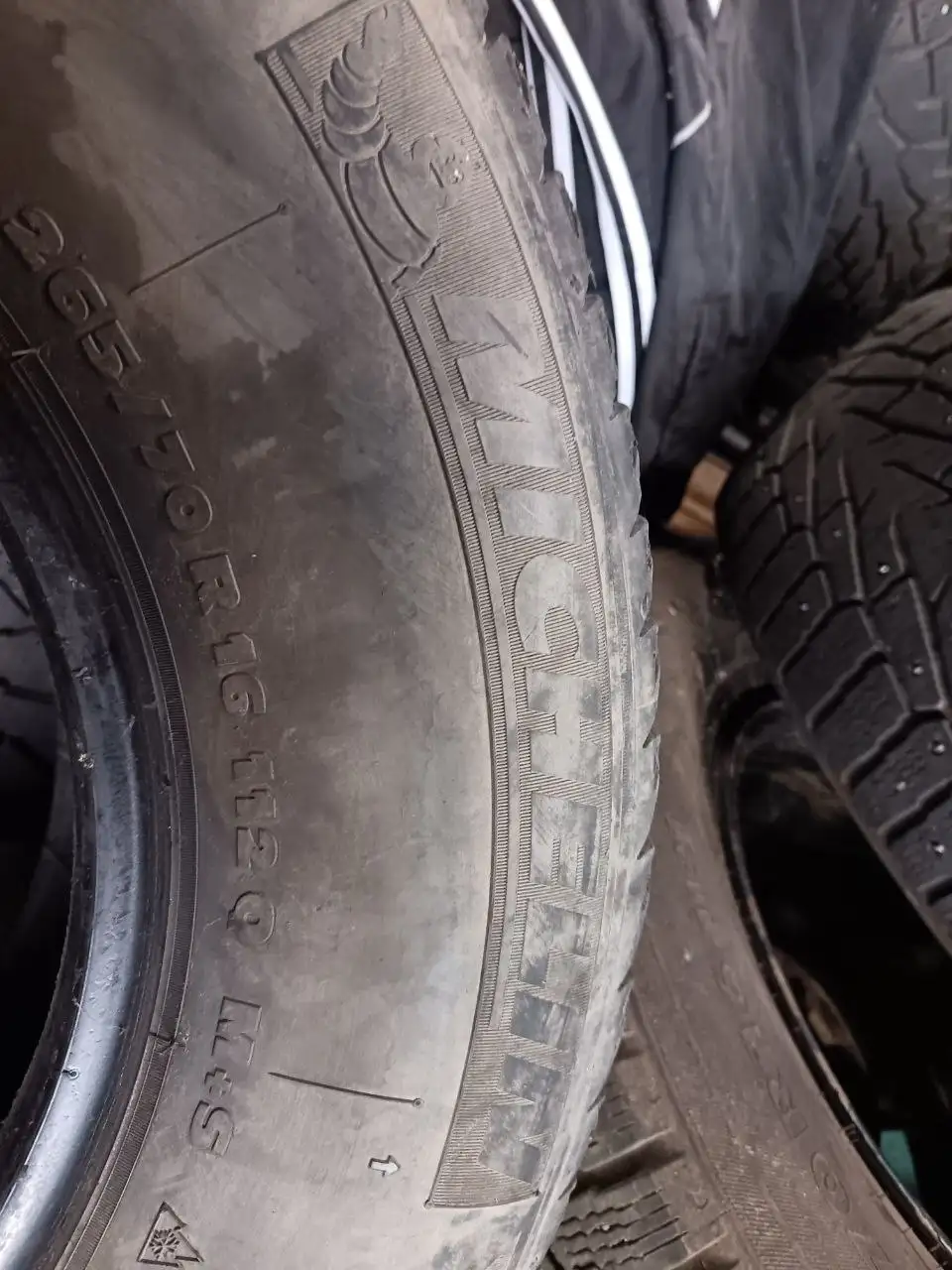 Комплект резины Michelin 265/75 R16 - Шины и диски (Авто) в Иркутск