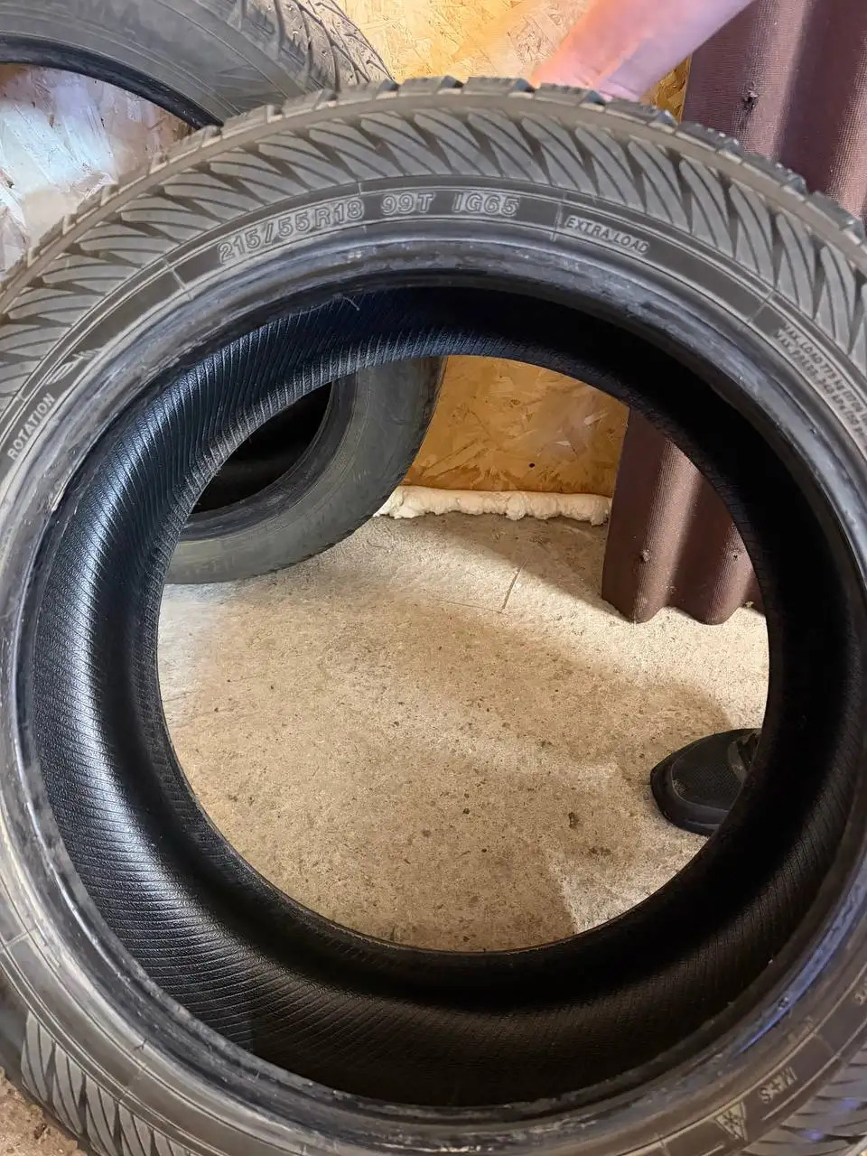 Продам зимнюю резину R18 2023 года - Автошины (Авто) в Иркутск