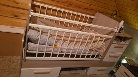 Кровать маятник с матрасом - частное объявление в Иркутск
