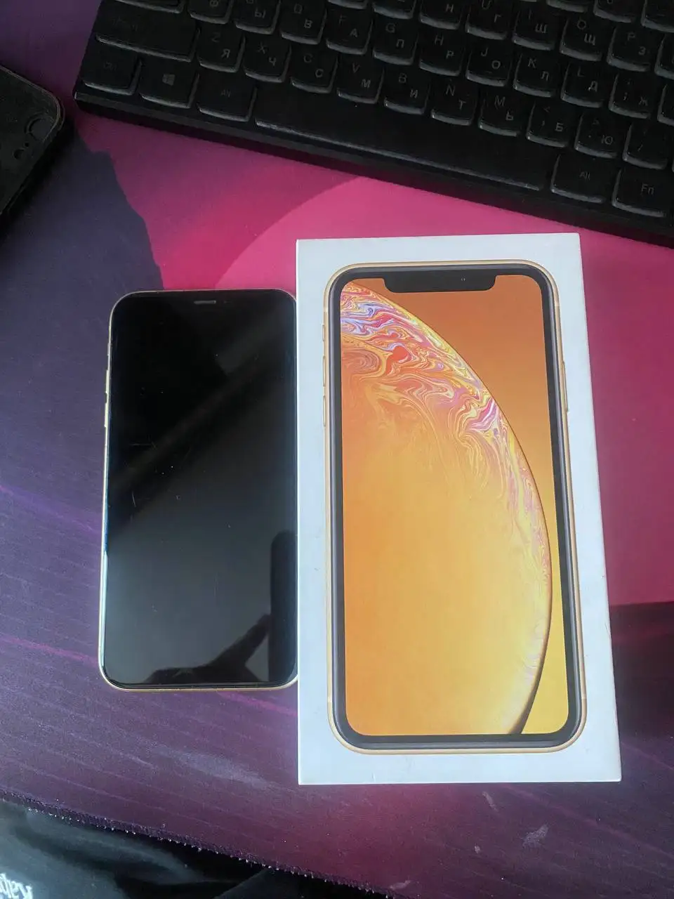 iPhone Xr 64GB желтый в удовлетворительном состоянии - Мобильные телефоны (Электроника) в Иркутск