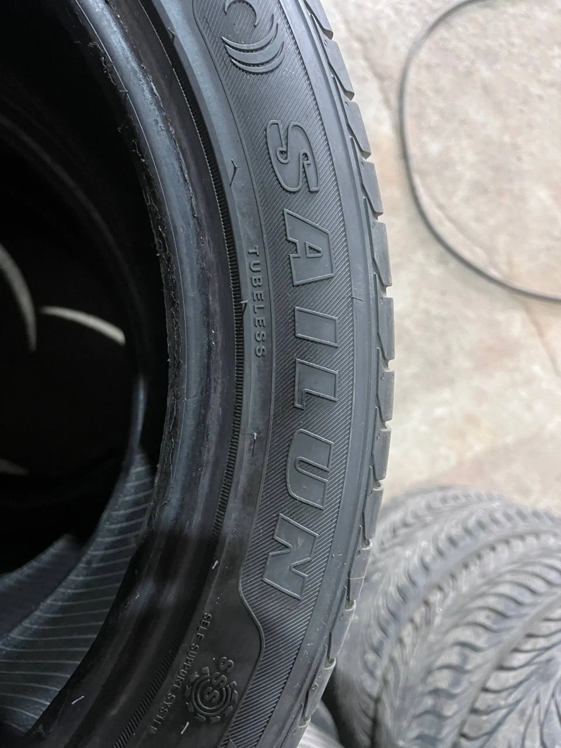 Продам резину Sailun 245/45/18 - Шины и диски (Авто) в Иркутск