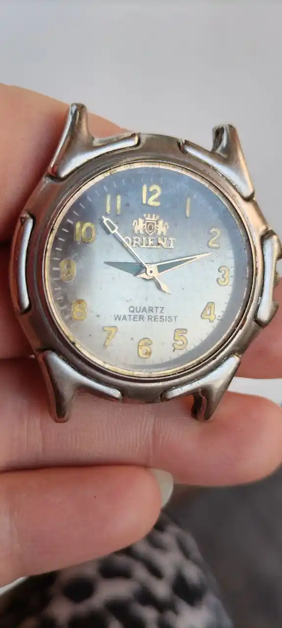 Продаю часы СССР мужские на запчасти или в коллекцию