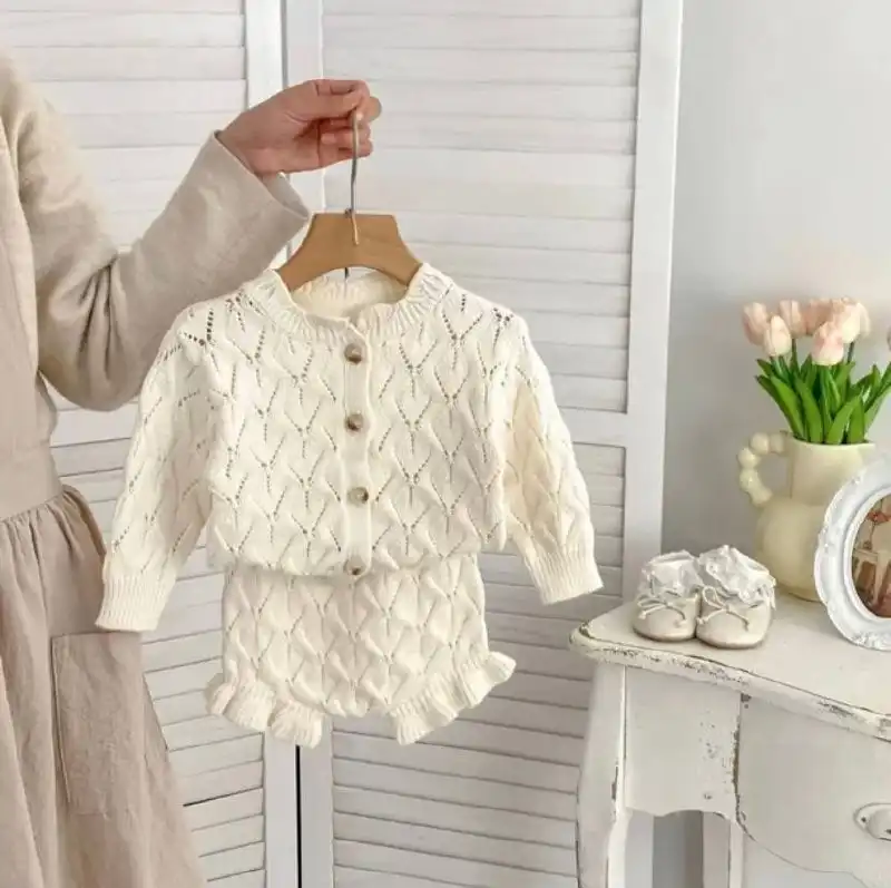 Новый нарядный комплект на девочку