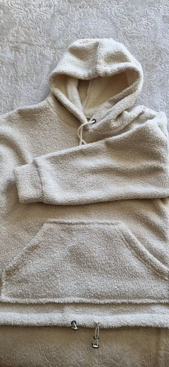 Продам новые меховые курточки на подростка