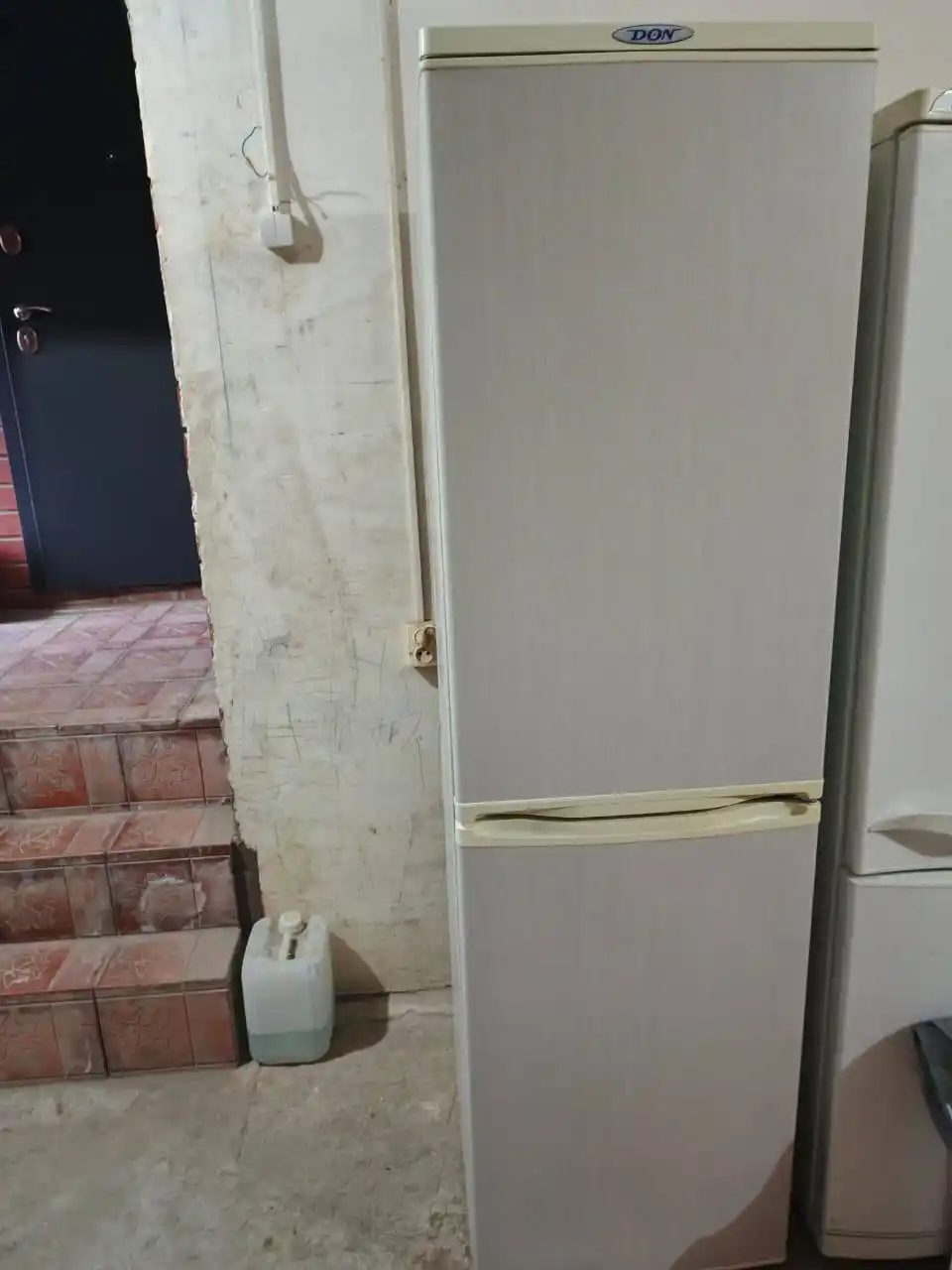 Продам холодильник Дон