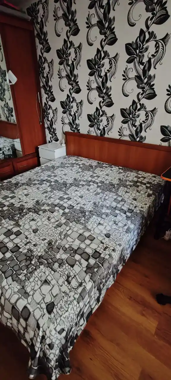 Продам мебель и люстру