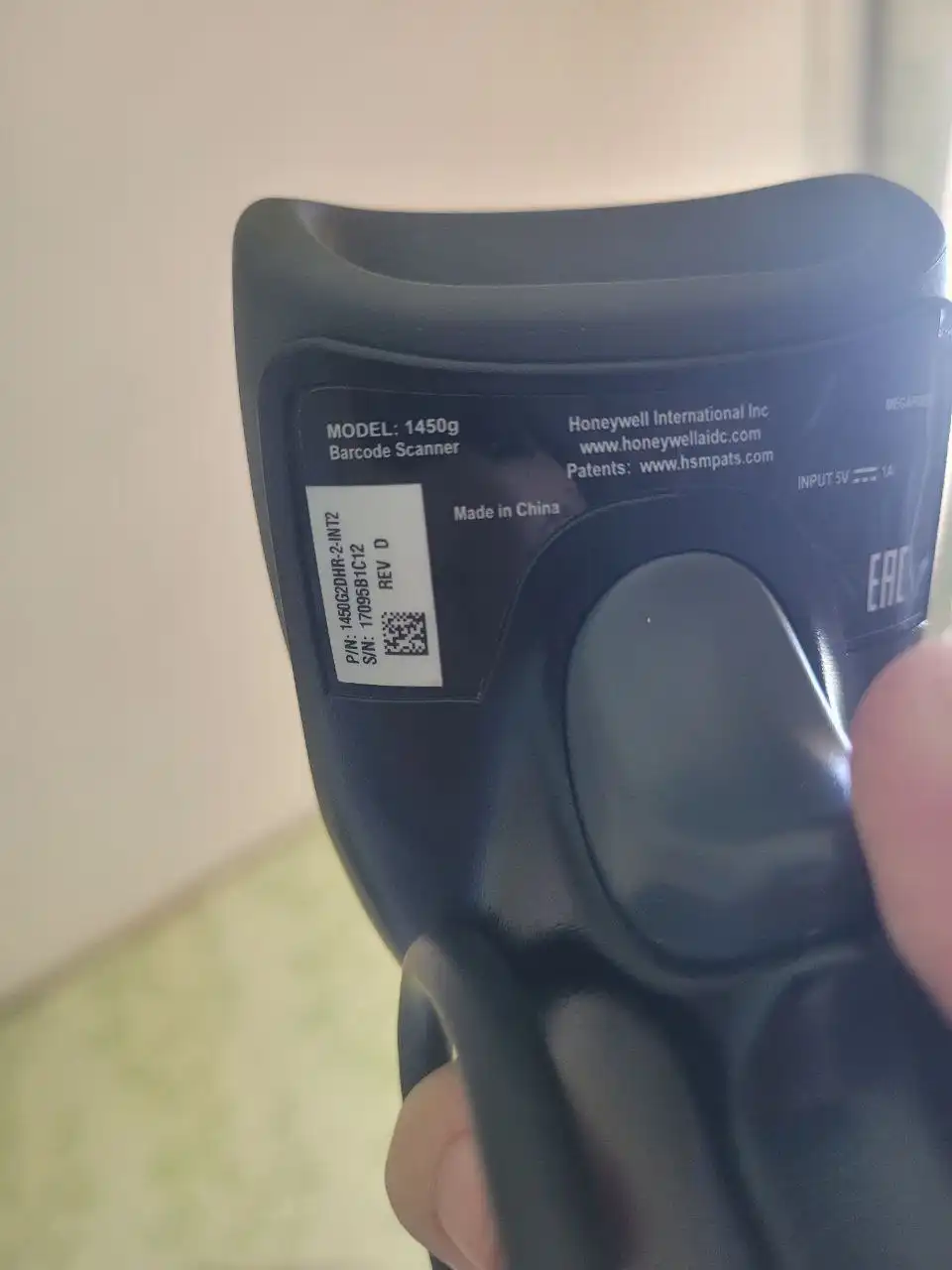 Продам проводной сканер штрихкодов