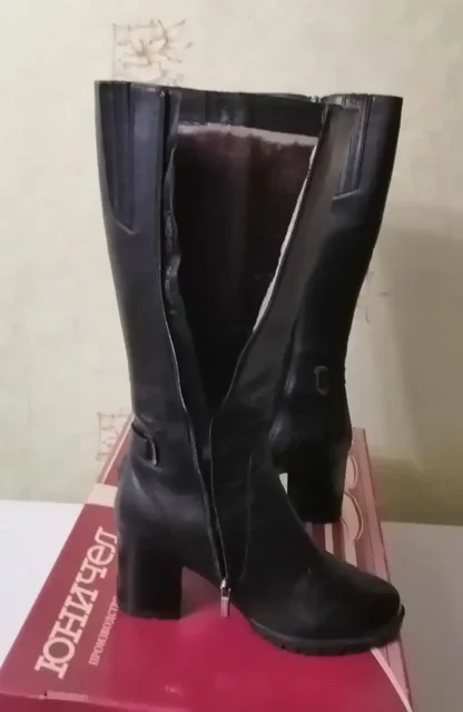 Зимняя обувь 38 размера - Одежда в Орск