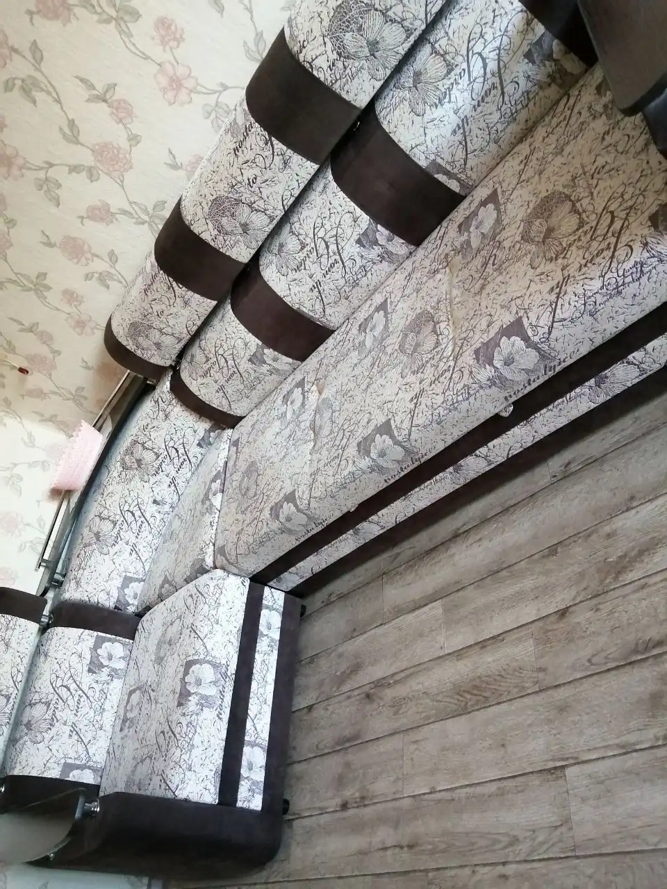 Продажа дивана в хорошем состоянии