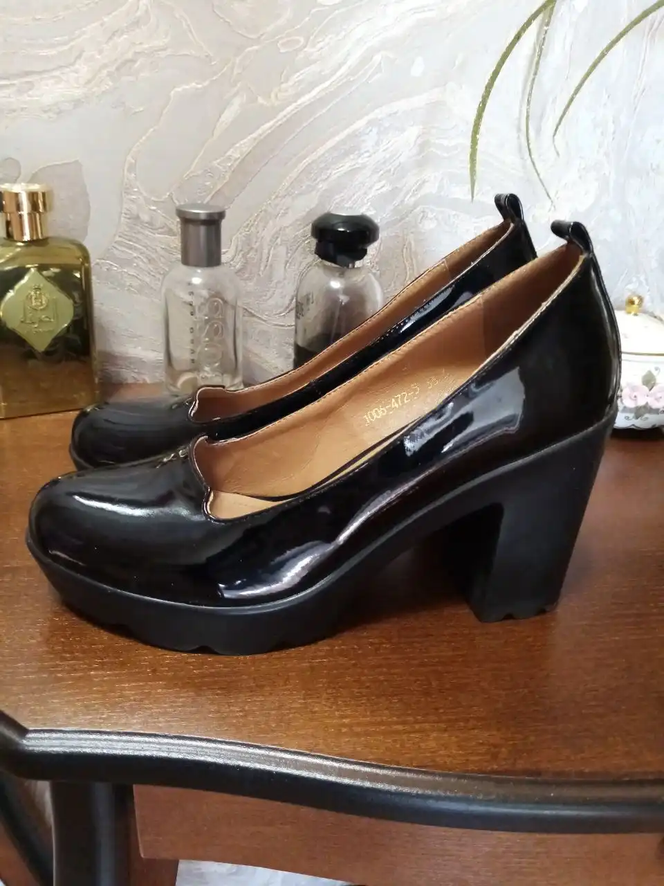 Отдам за шоколадку размер 36