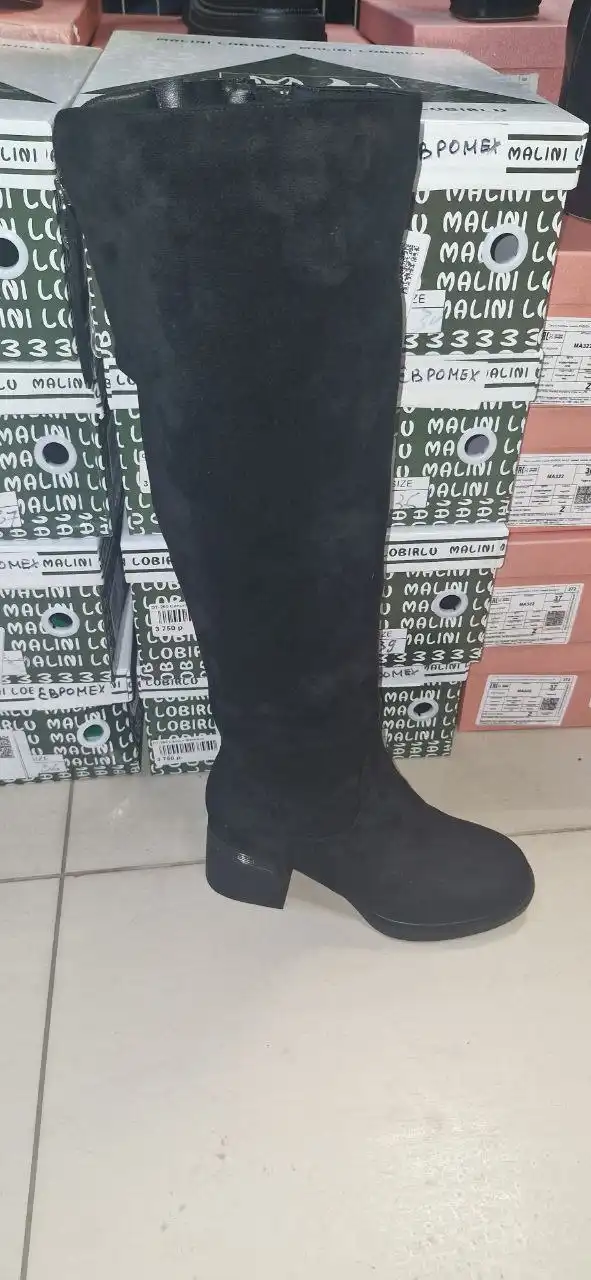 Продам зимние сапоги 40 размер