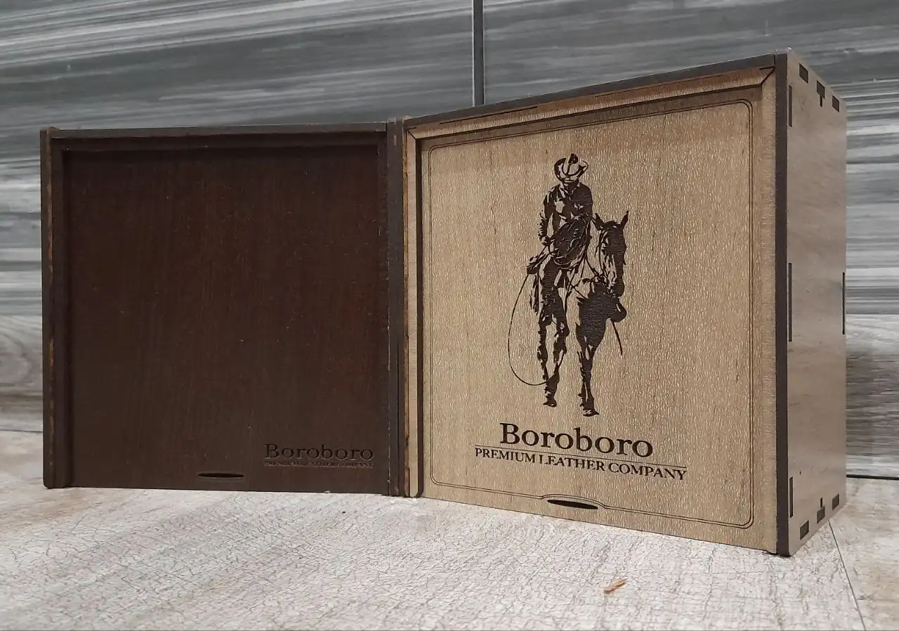 Новые ремни из натуральной кожи в подарочной коробке