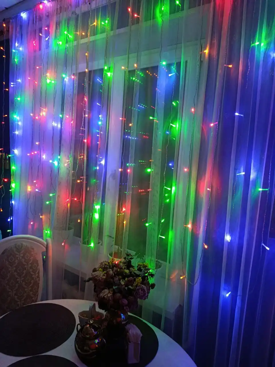 Продам гирлянду 3*3