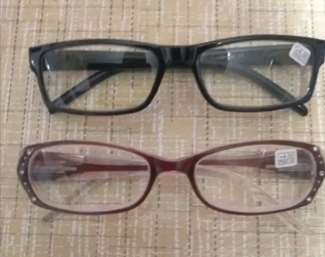 Продам очки +4 - Стройматериалы в Орск