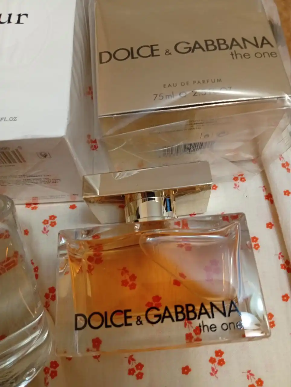 Продам парфюм Эмираты - Парфюмерия (Красота и здоровье) в Орск