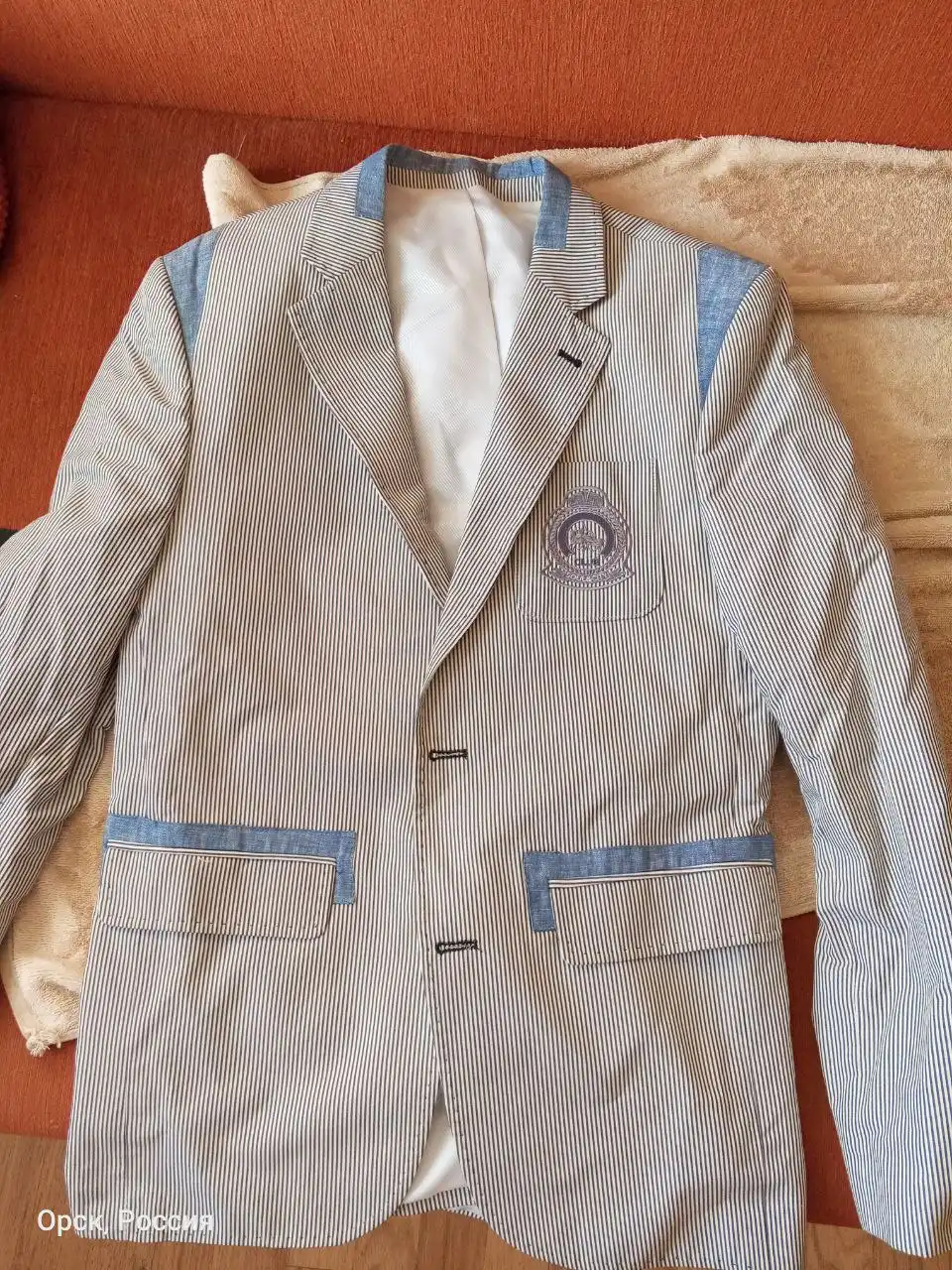 Мужской пиджак размер L - Мужская одежда (Одежда) в Орск