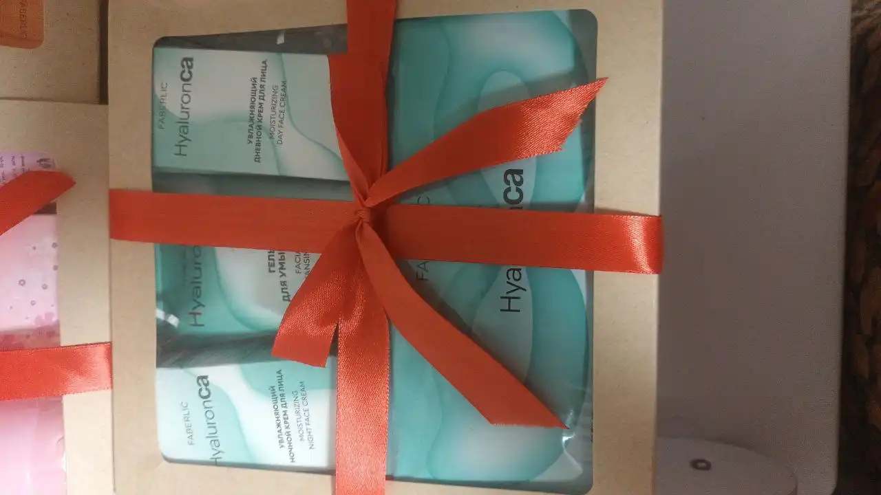 Подарочный набор от Faberlik - Косметика (Красота и здоровье) в Орск-Новотроицк