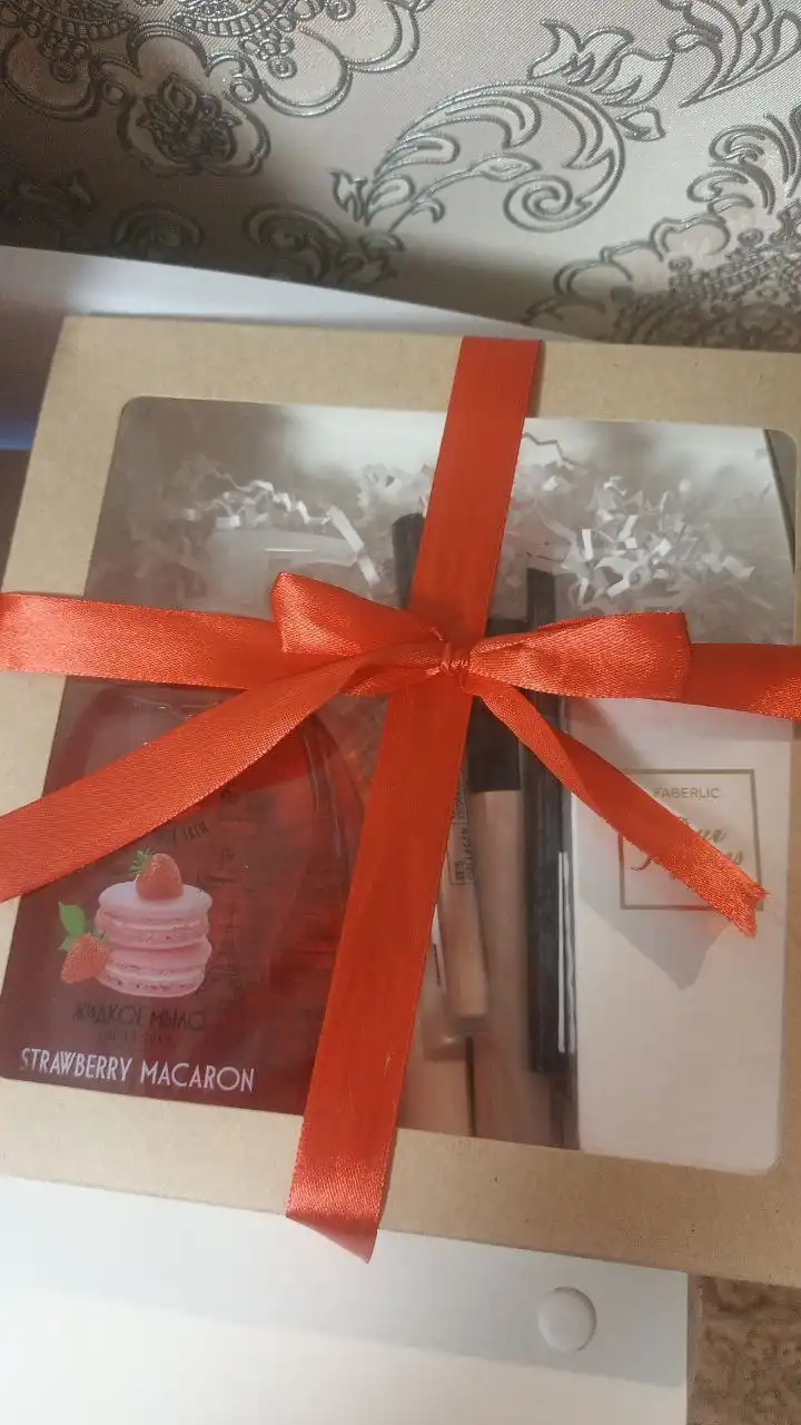 Подарочный набор от Faberlik - Косметика (Красота и здоровье) в Орск-Новотроицк