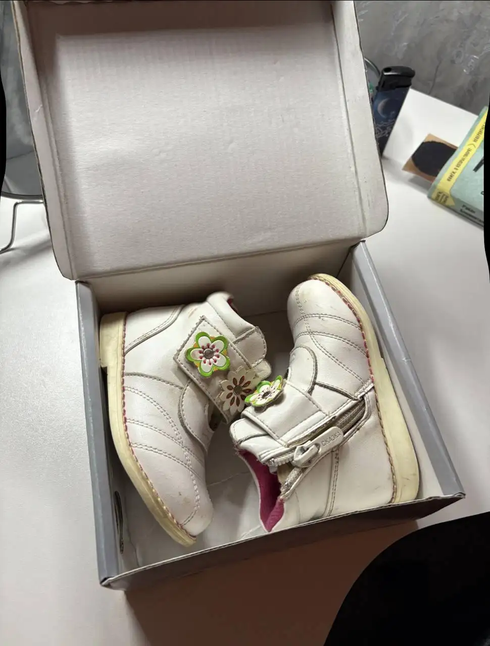 Продажа демисезонной одежды размеров 20 и 21 - Верхняя одежда (Одежда) в Орск