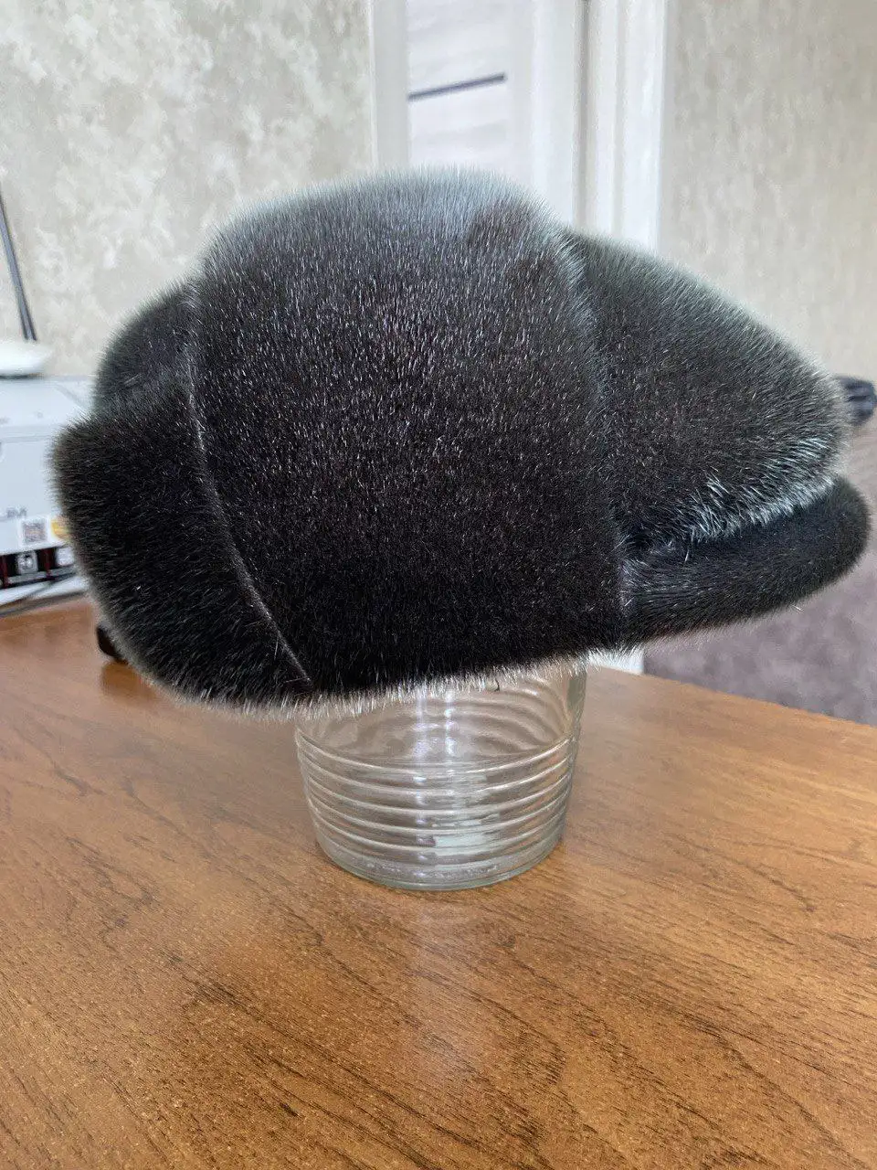 Продам шапку из нерпы 60 размер - Головные уборы (Одежда) в Новотроицк