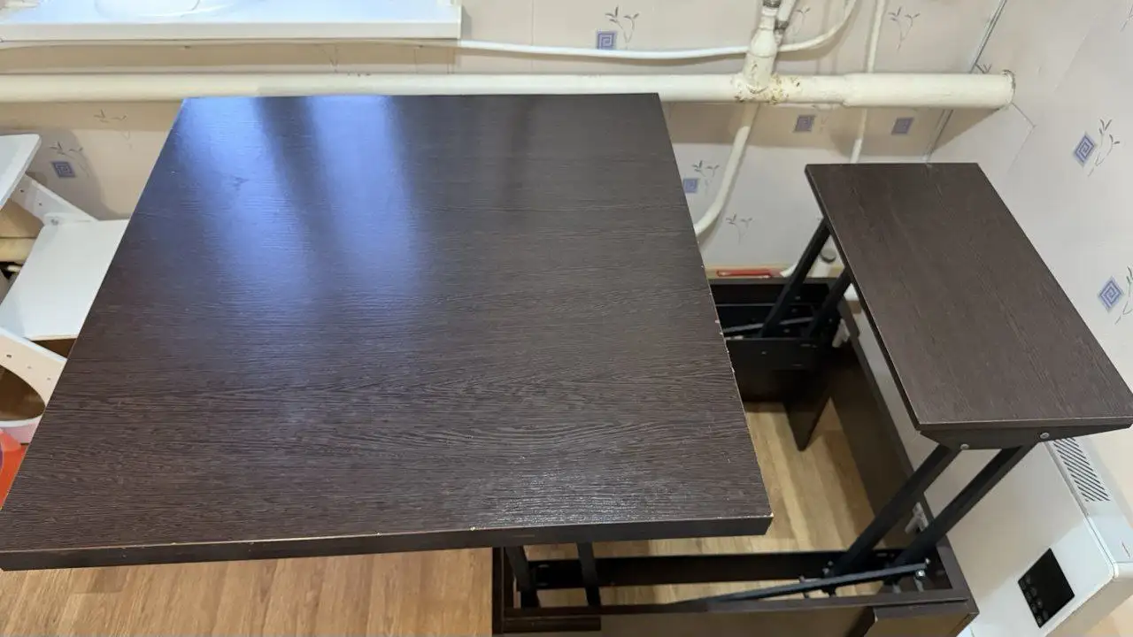 Стол-трансформер в хорошем состоянии - Мебель (Для дома и дачи) в Орск