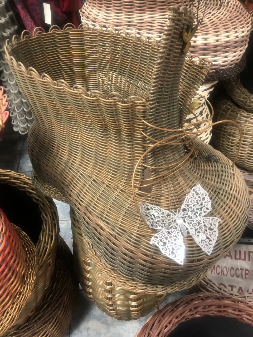 Кашпо Башмак из ротанга ручной работы - Для дома и дачи в Орск-Новотроицк
