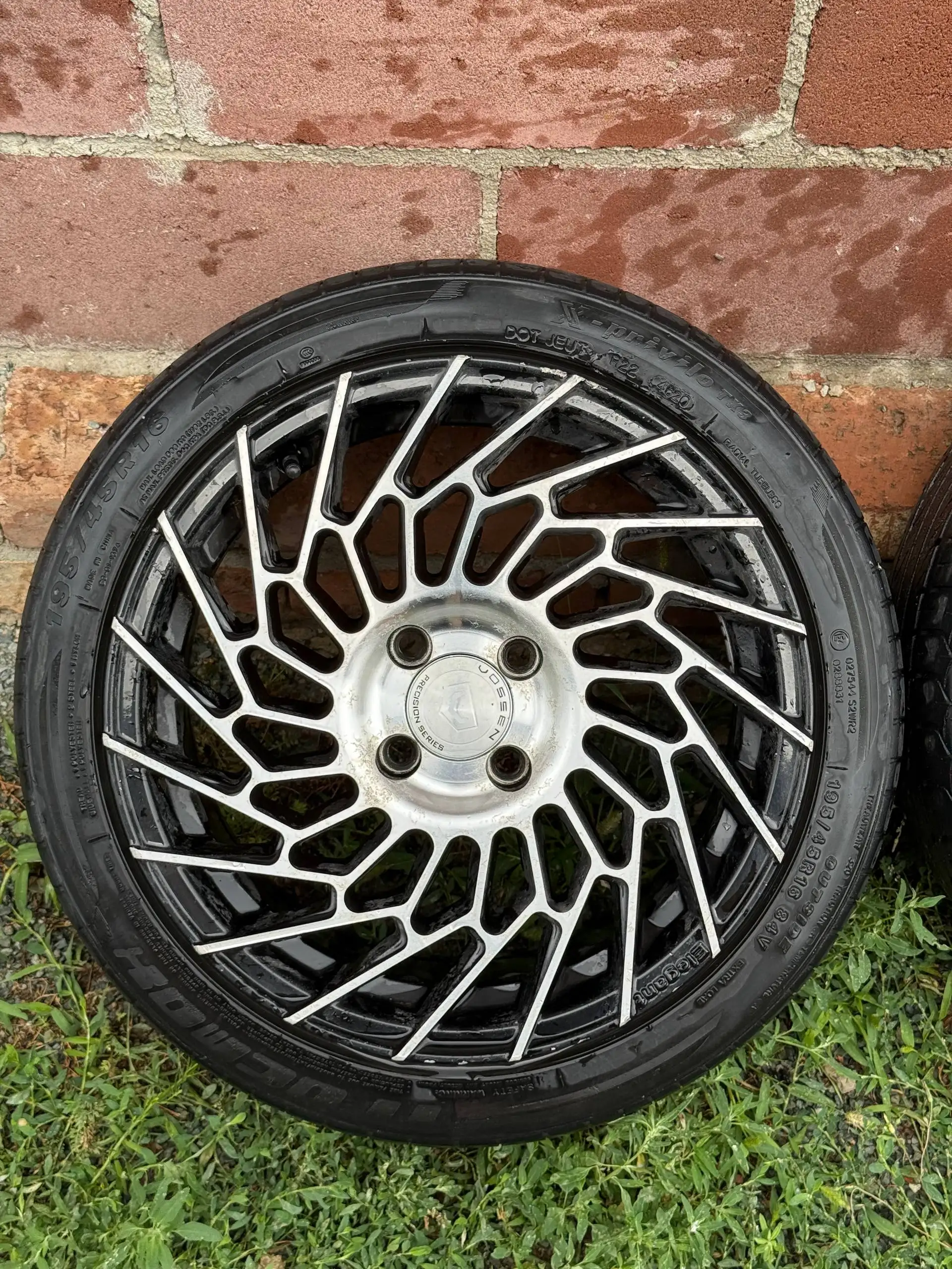 Продажа пробитого баллона - Барахолка в Орск