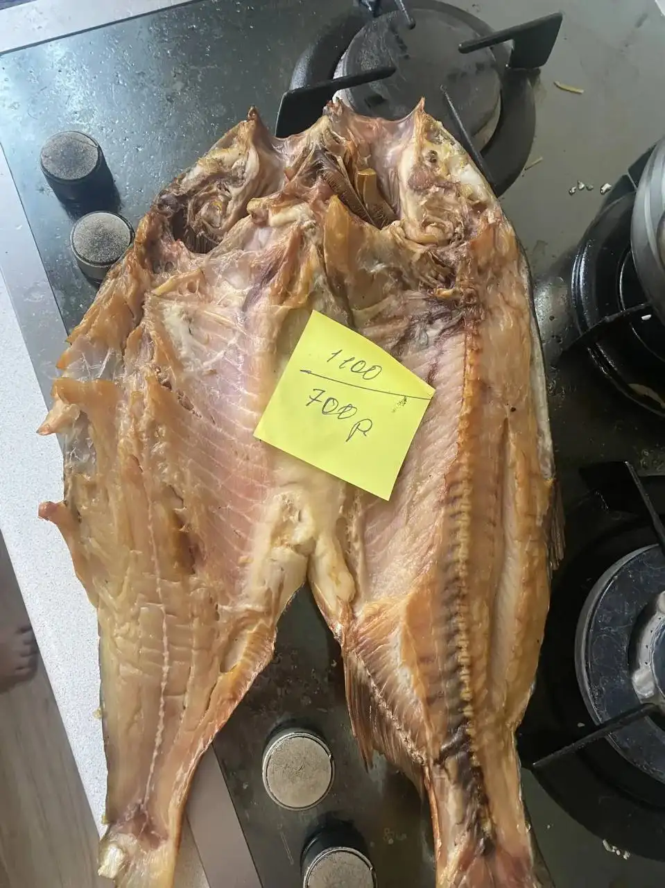 Продажа свежей и копченой рыбы - Продукты питания (Барахолка) в Новотроицк