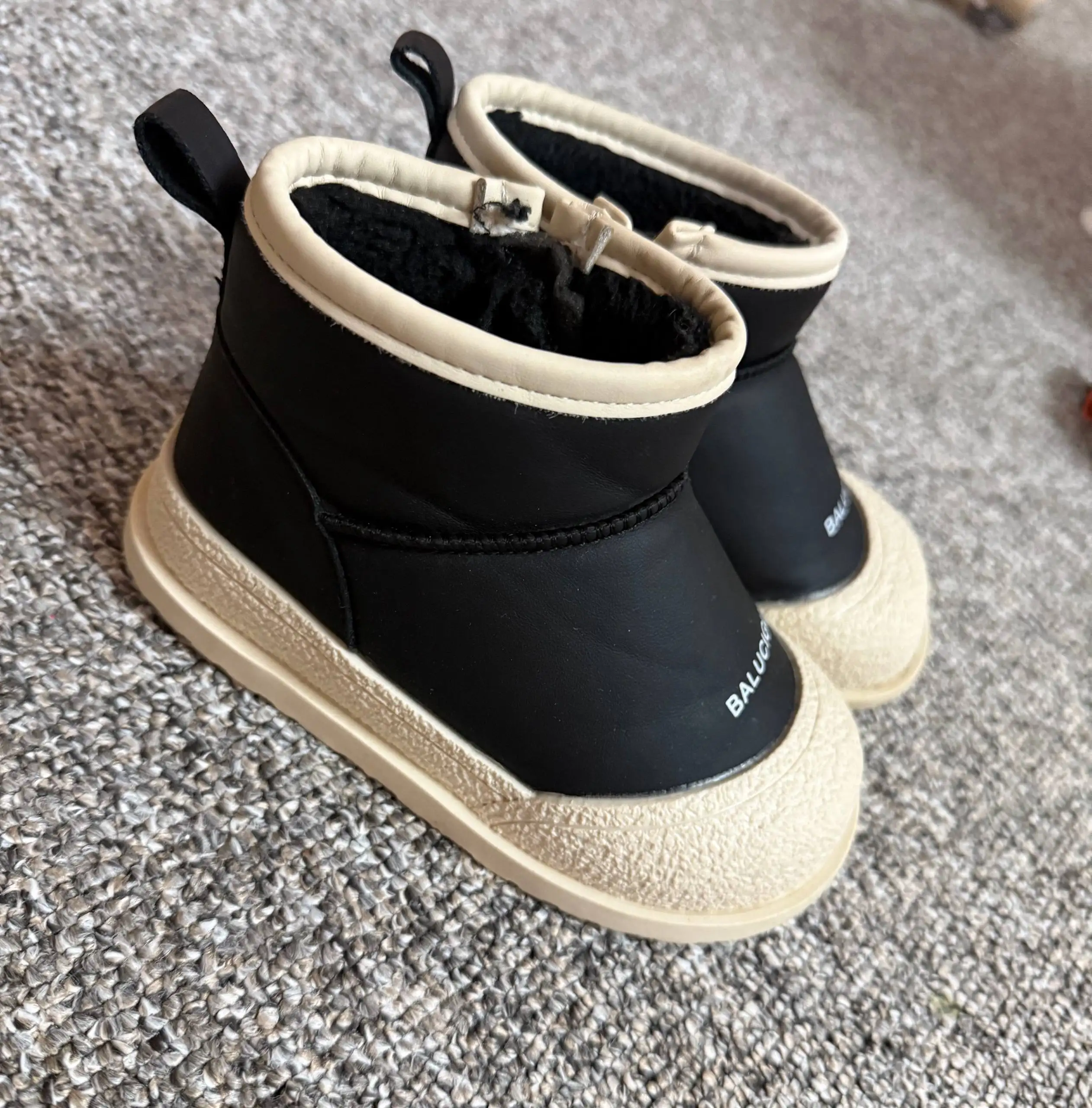 Детские весенние сапожки размер 25-26 - Обувь детская (Товары для детей) в Орск-Новотроицк