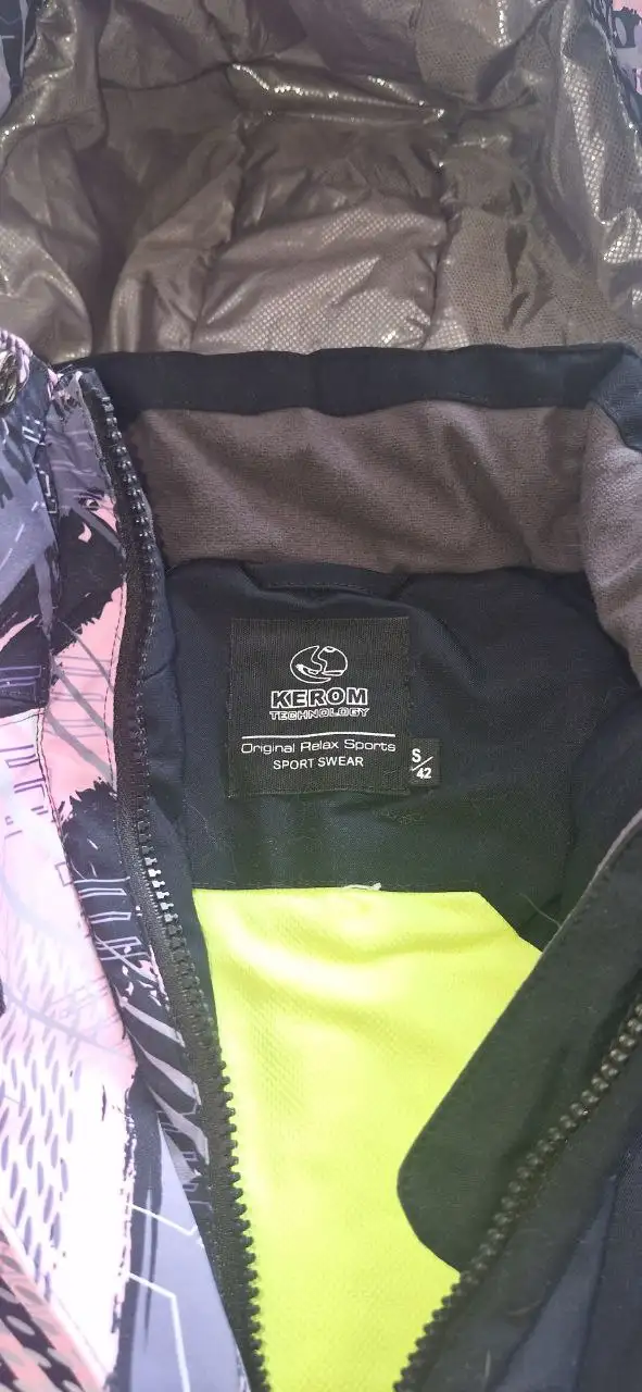 Продажа женских курток - Куртки (Одежда) в Орск