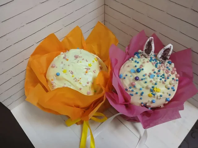 Заказы на пасхальные куличи, сладкие букеты, эклеры и мыльные розы - Кулинария в Орск