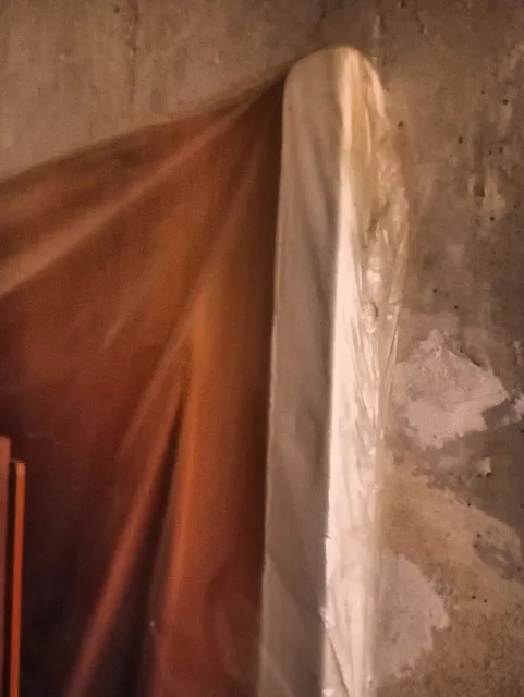 Продажа межкомнатной двери и телевизора LG - Барахолка в Орск-Новотроицк