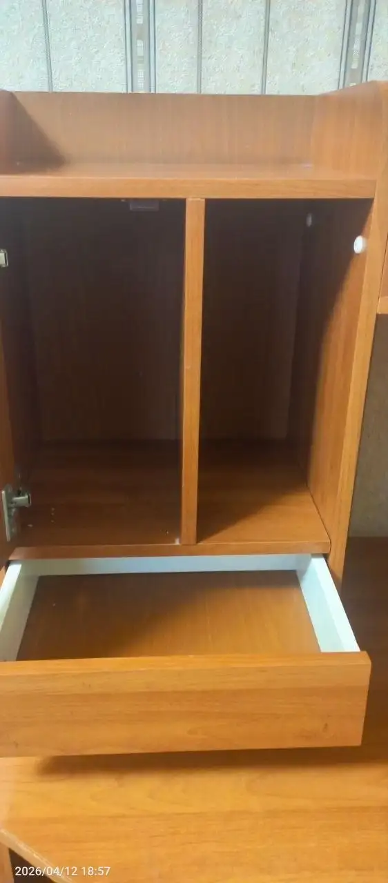 Продам компьютерный стол - Для дома и дачи в Орск