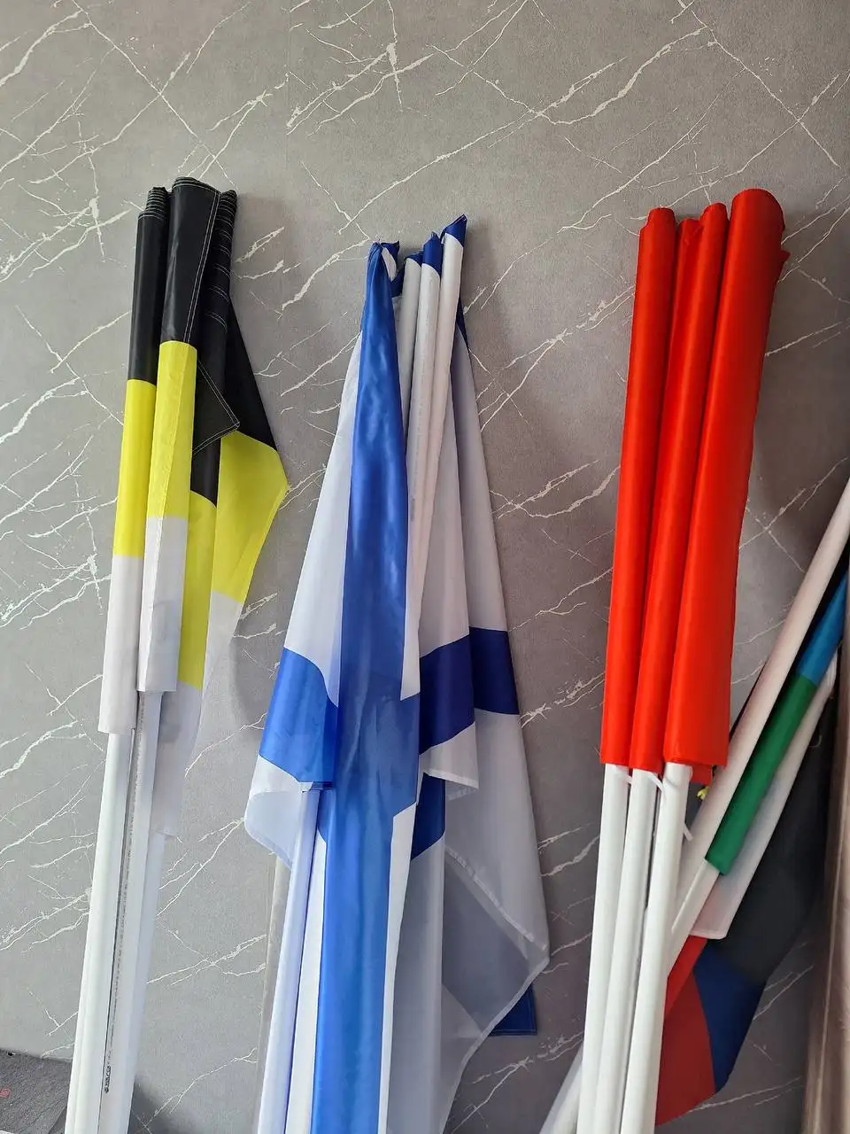 Продажа флагов на автопробег - Авто в Орск