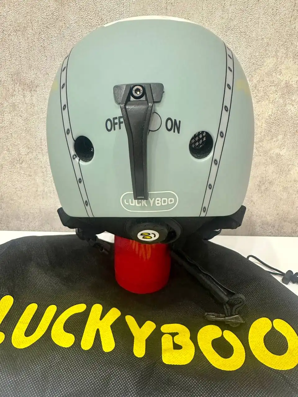 Продажа детского шлема для сноуборда/лыж размера S нового состояния