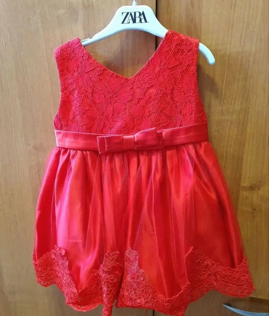 Продам платье размер 86