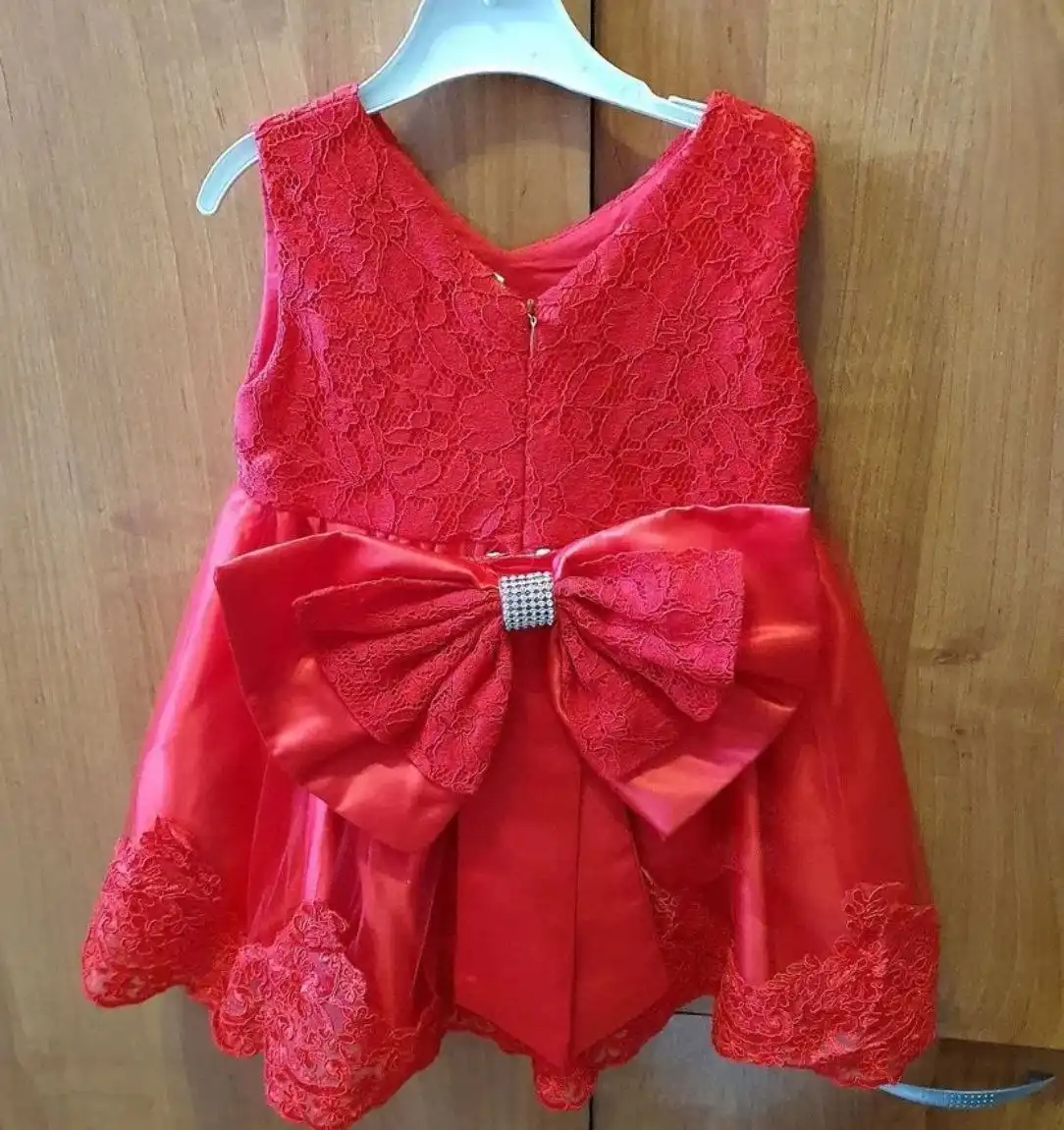 Продам платье размер 86