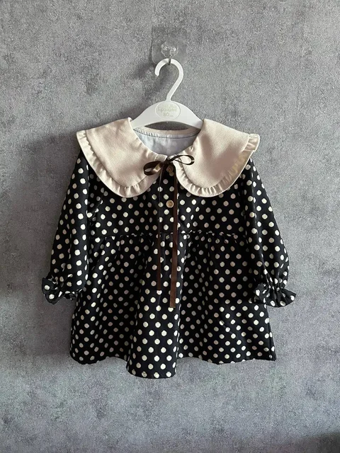 Продам красивое платье для девочки 1-1.5 лет - Спортивные товары в Кемерово