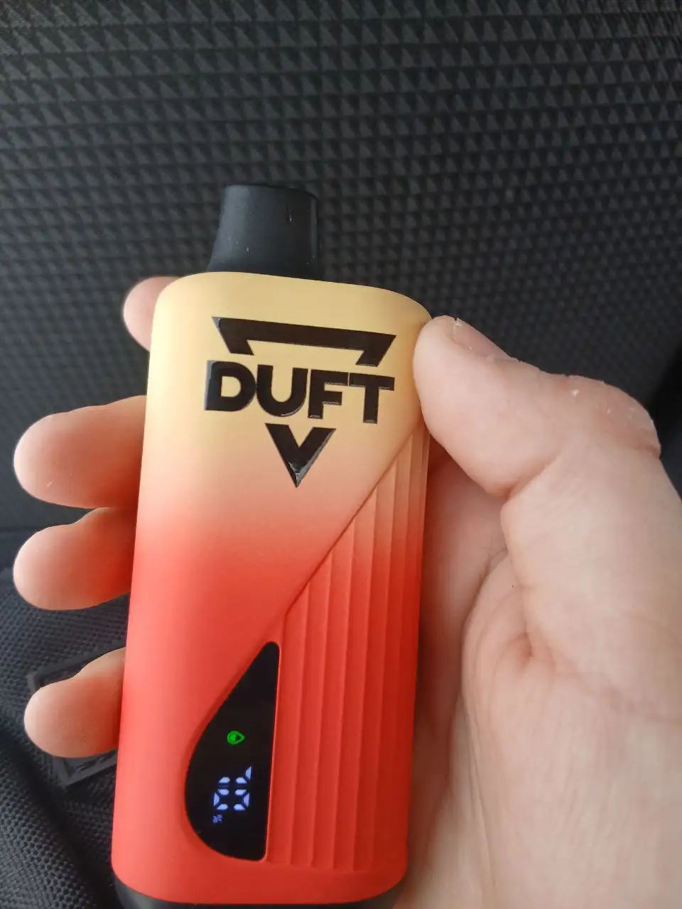 Продажа почти новой 70% жижи, клубнично-кокосовые конфеты - Барахолка в Ярославль