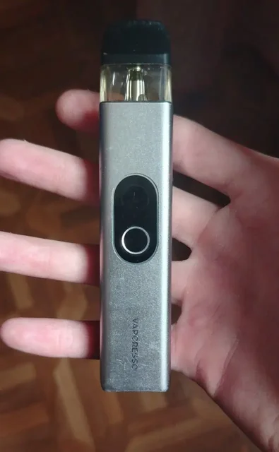 Продам иксрос 4 в хорошем состоянии - Электронные сигареты и вейпы в Ярославль