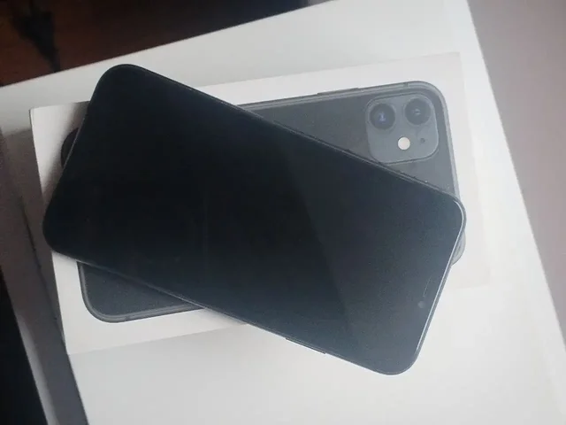 iPhone 11 128GB - Комплектующие в Ярославль