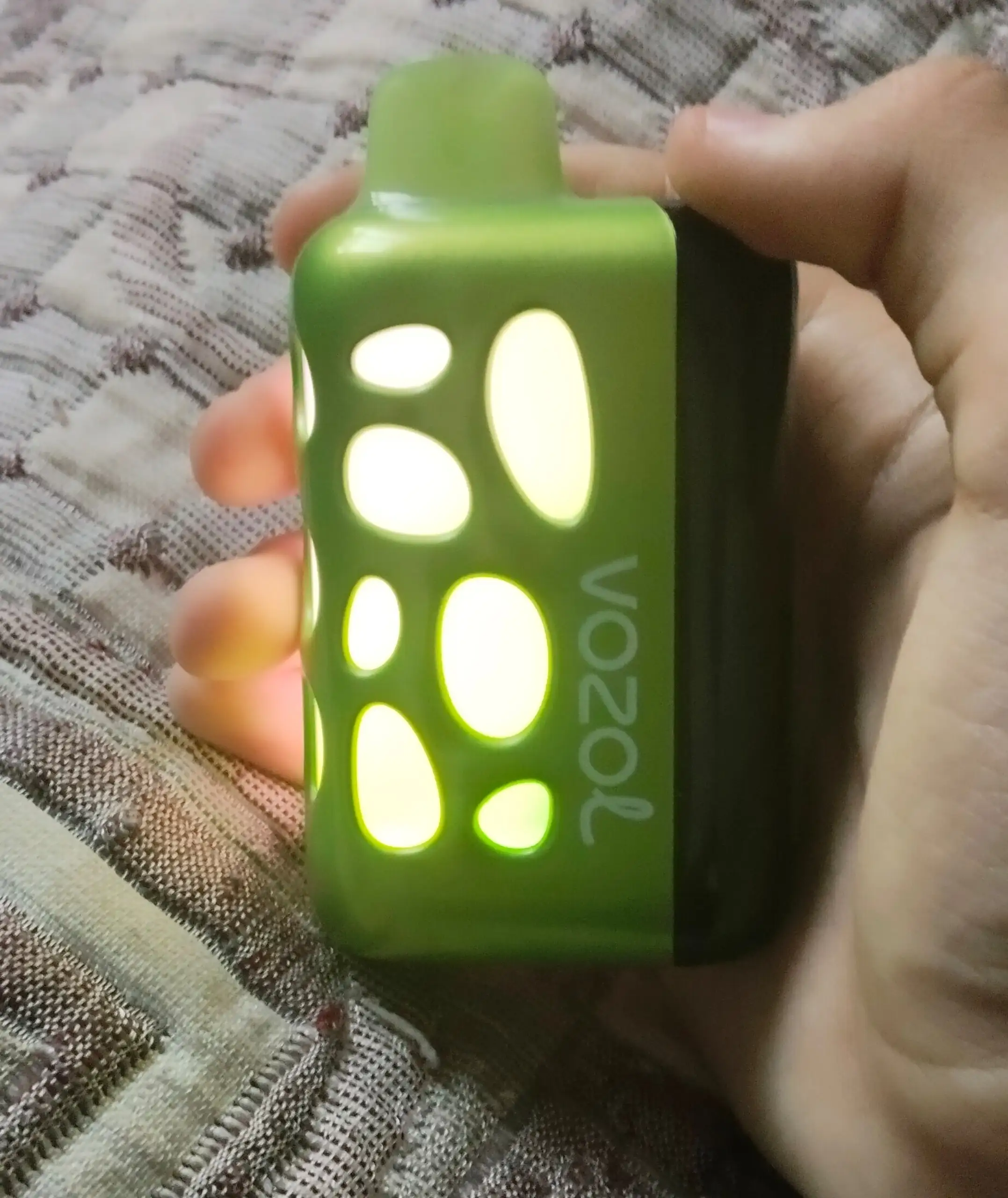Продам VOSOL 36000 Двойное Яблоко - Вейпы и электронные сигареты (Электроника) в Ярославль
