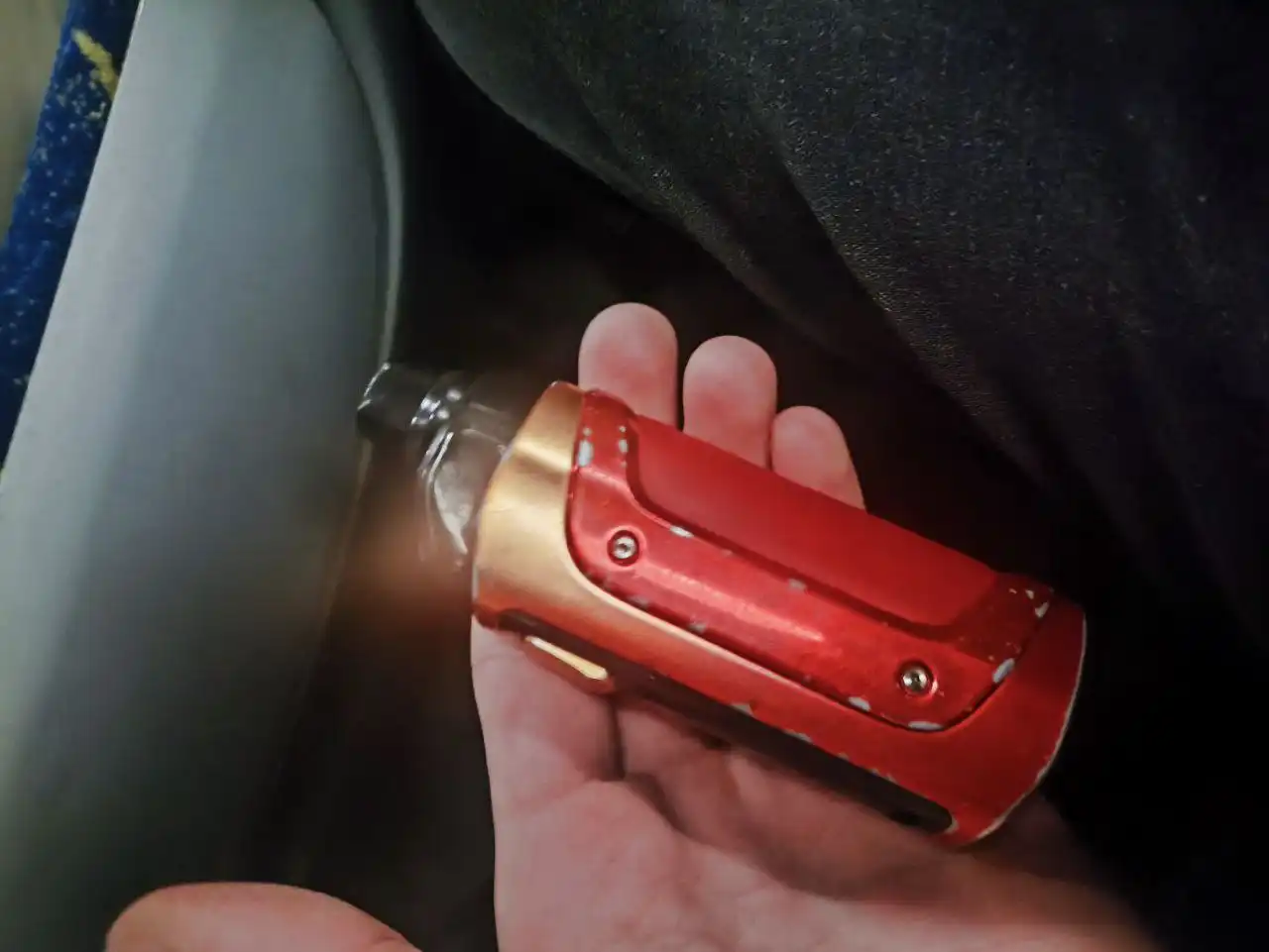 Продам буст 3 в состоянии немного пошарпаное, электроника идеальная