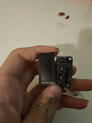 Куплю дот в2 донер с рабочей платой - Мобильные телефоны в Ярославль