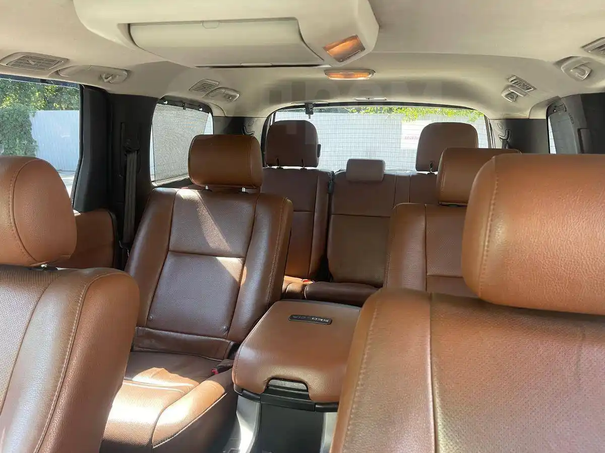 Toyota Sequoia 2012