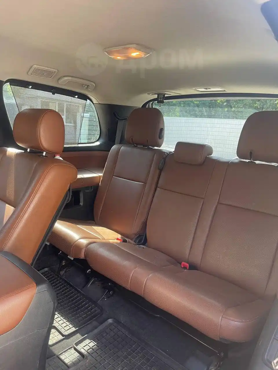Toyota Sequoia 2012