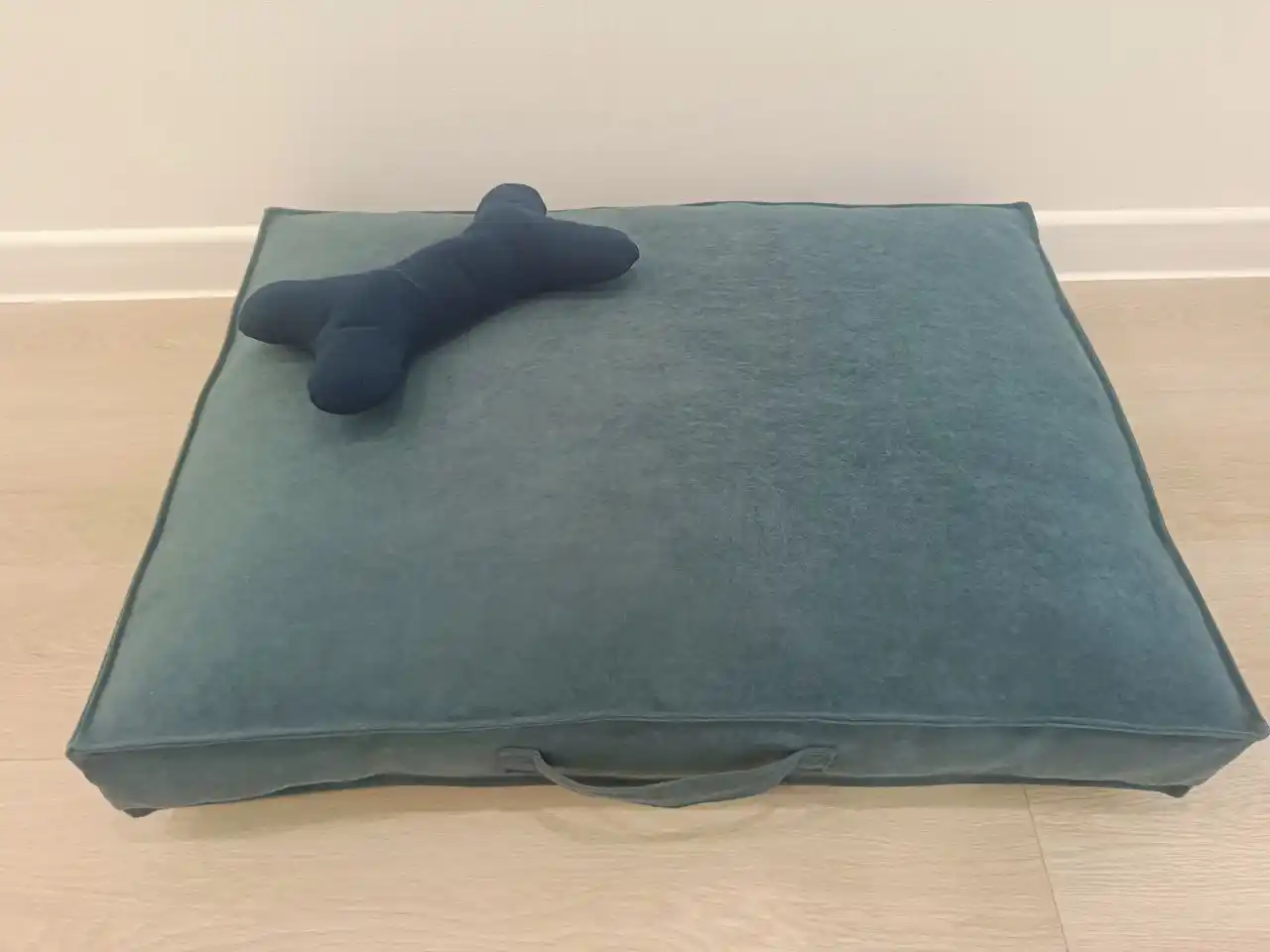 Лежанки для собак