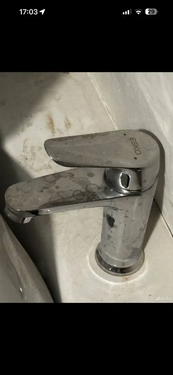 Раковина маленькая от застройщика