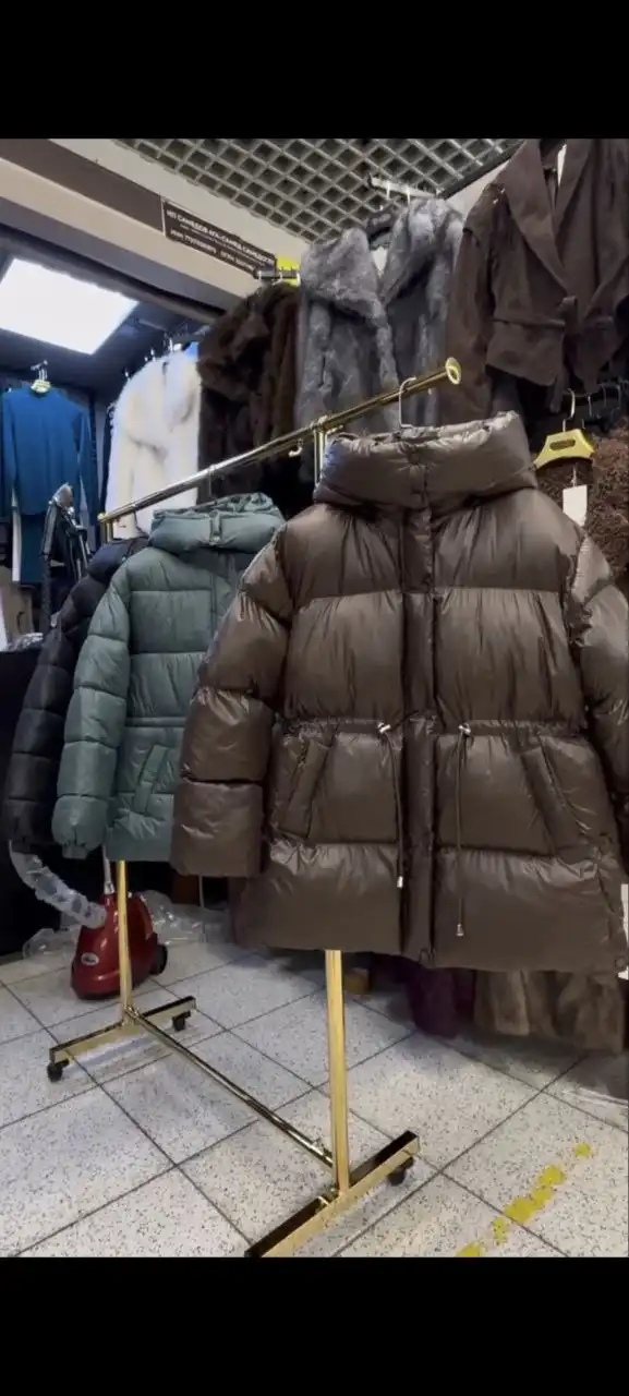 Продам новую куртку размер 46-48